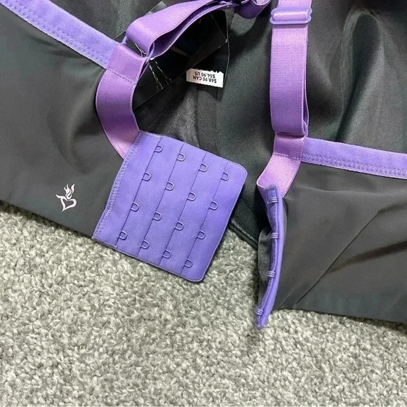 Torrid Sports Bra - Picture 4 of 6